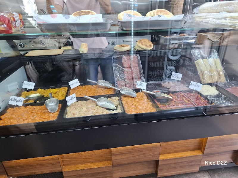 Restaurant LA CANTINE à Marseille, France — photo 2