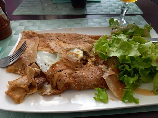 Restaurant La Crêperie Fleurie à Varennes-sur-Seine, France