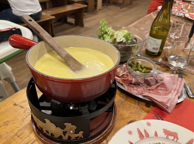 Restaurant La Ferme de la Charbonnière à Menthon-Saint-Bernard, France
