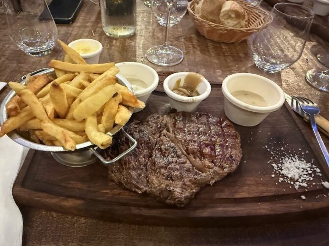 Restaurant La Forge à Paris, France