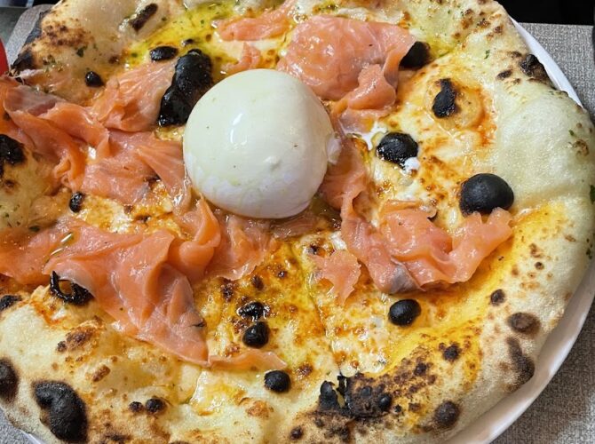 Restaurant La Gusta – Restorante italiano à Les Lilas, France