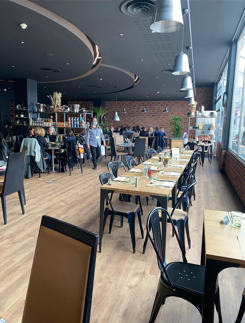 Restaurant La Manufacture MEB à Bagnolet, France