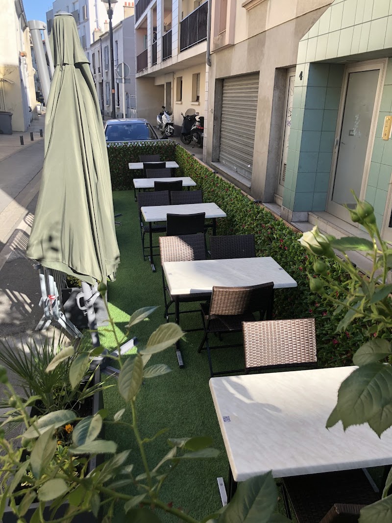 Restaurant La Méditerranée à Romainville, France