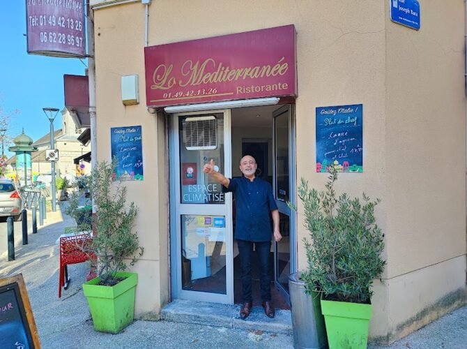 Restaurant La Méditerranée à Romainville, France