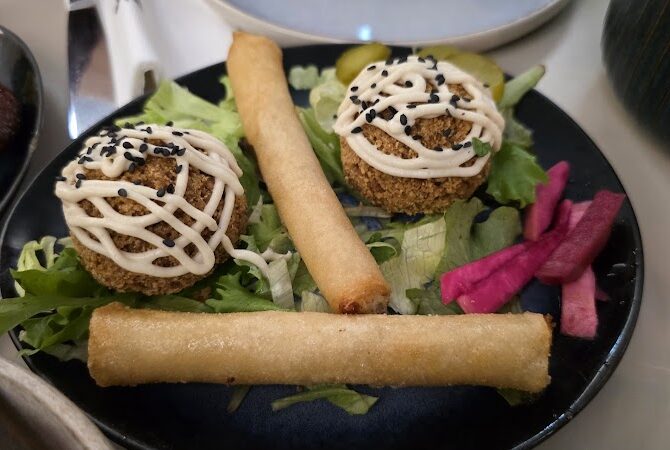 Restaurant La Pause Libanaise à Paris, France