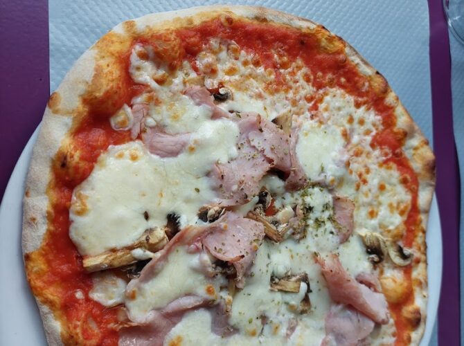 Restaurant La pergola à Quimper, France