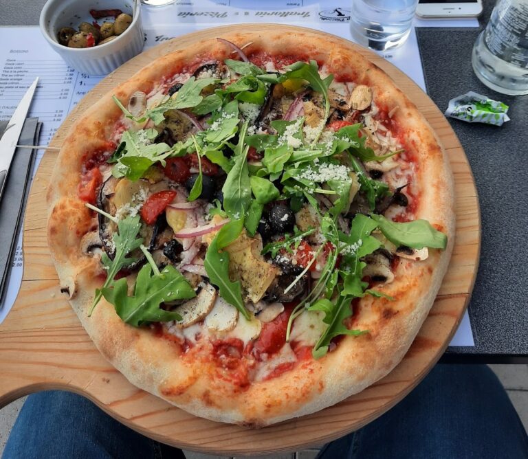 La PIAZZETTA HERVE