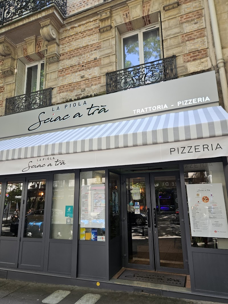 Restaurant La Piola Sciacatra Pizzeria Trattoria à Paris, France