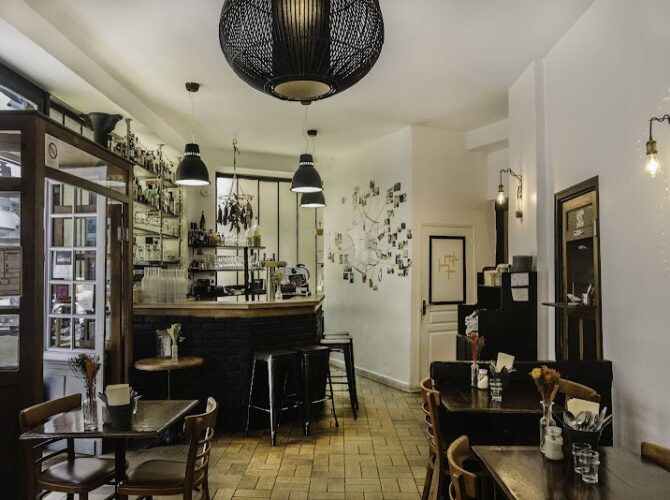 Restaurant La P’tite Vadrouille à Paris, France