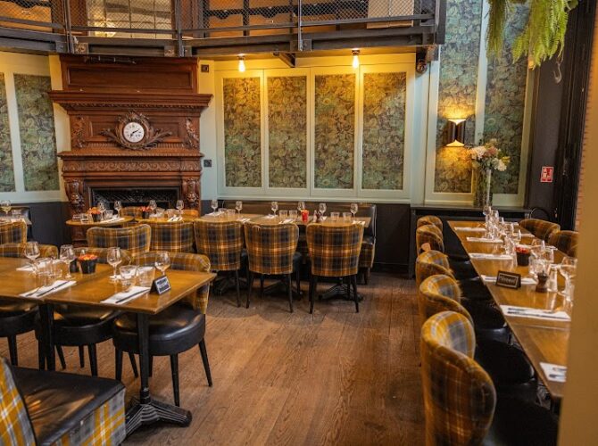 Restaurant La Quincaillerie Générale à Montrouge, France