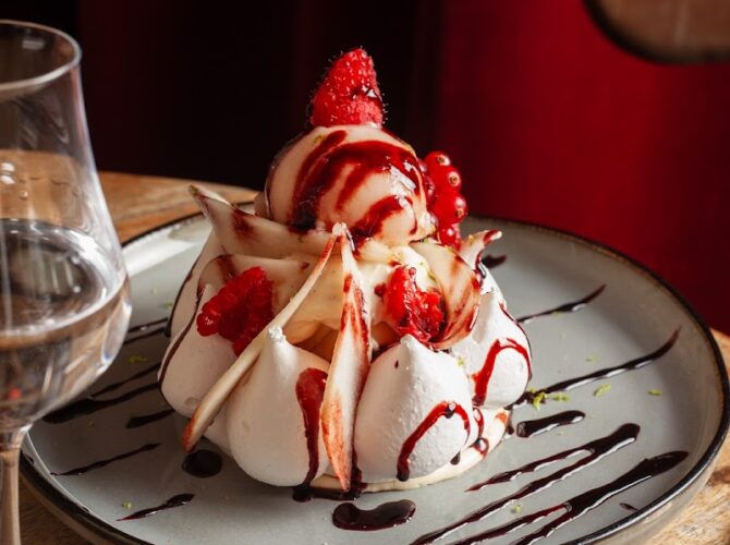 Restaurant La Robe et Le Palais à Paris, France