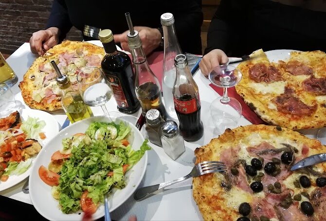 Restaurant LA SIRENA à Paris, France