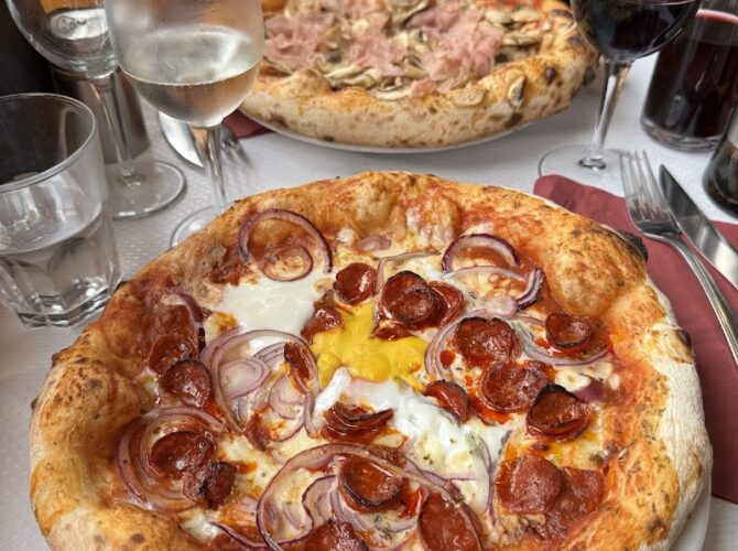 Restaurant LA SIRENA à Paris, France