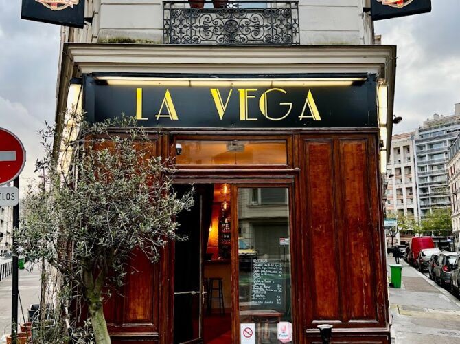Restaurant LA VEGA à Paris, France