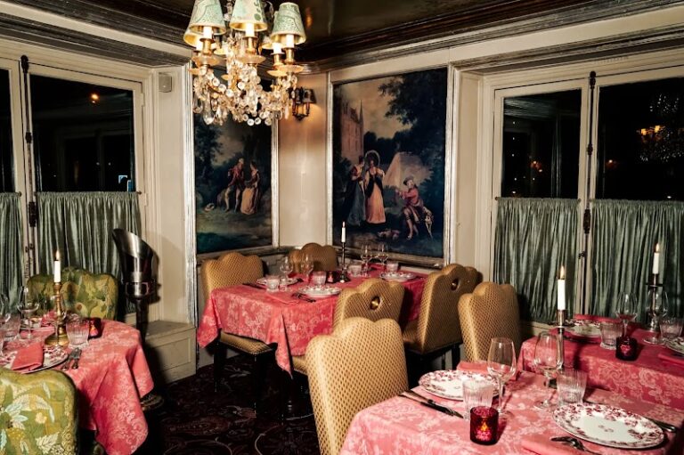 Restaurant Lapérouse à Paris, France