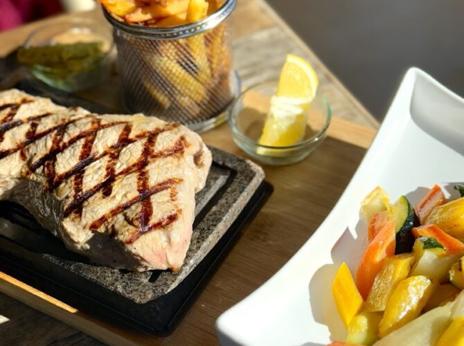 Restaurant L’ardoise Valaisanne à Crans-Montana, Suisse