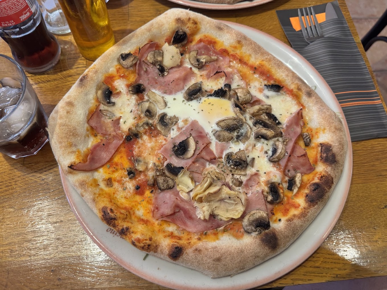 Restaurant L’arte de la Pizza à Bruxelles, Belgique — photo 3