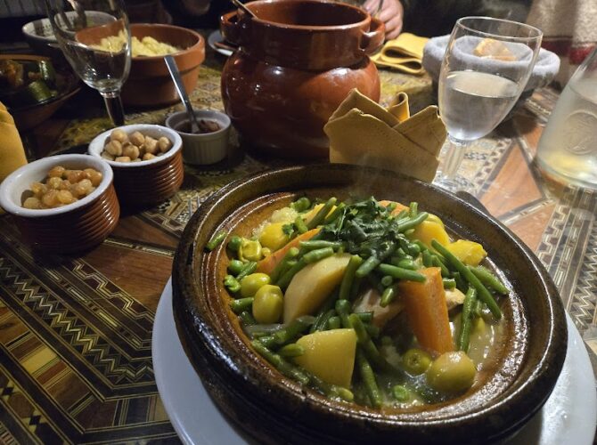 Restaurant L’Atlantide à Paris, France