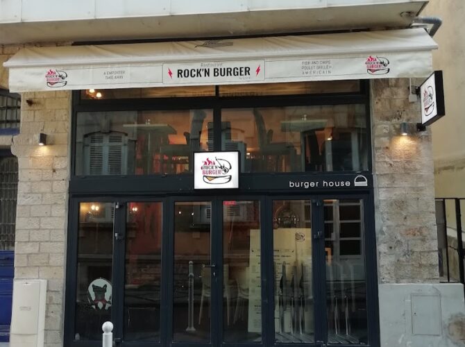 Restaurant Le 12 à Biarritz, France