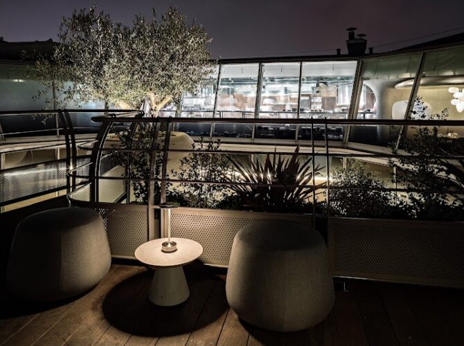 Restaurant Le 39V à Paris, France