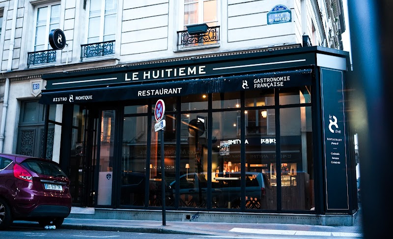 Restaurant Le 8eme à Paris, France