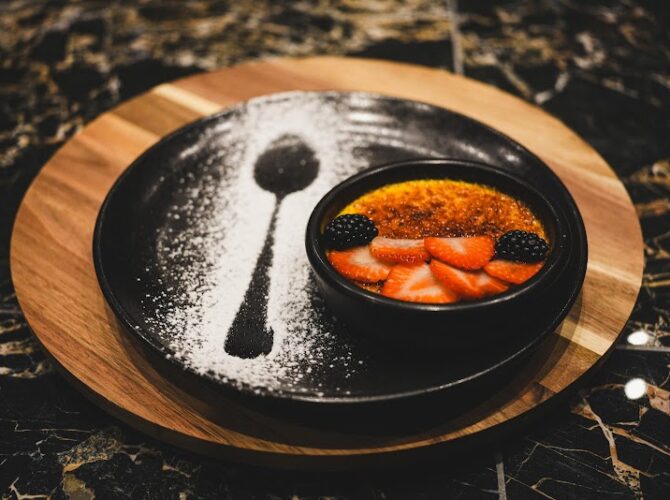 Restaurant Le 8eme à Paris, France