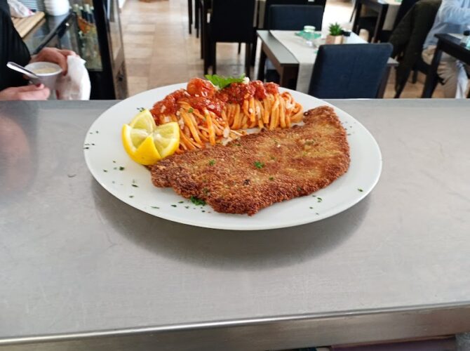 Restaurant Le Bistrot des Gourmets à Fréjus, France