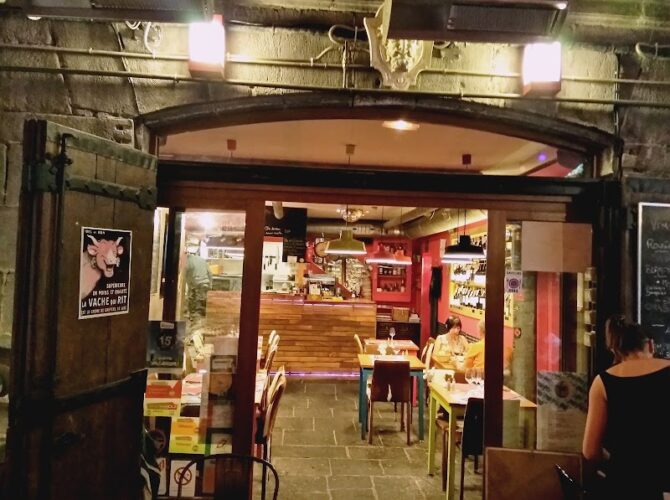 Restaurant Le Bœuf Café à Clermont-Ferrand, France