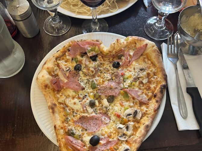 Restaurant Le Bon Plan à Paris, France