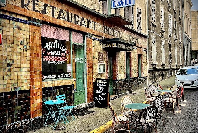 Restaurant Le Bouillon Ravel à Clermont-Ferrand, France