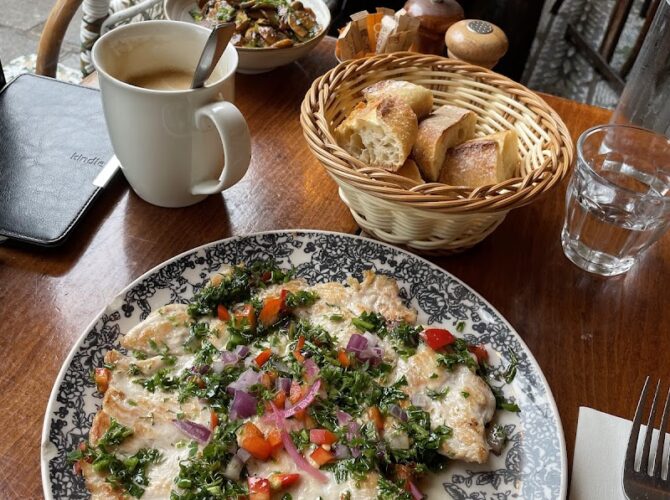 Restaurant Le Bûcheron à Paris, France