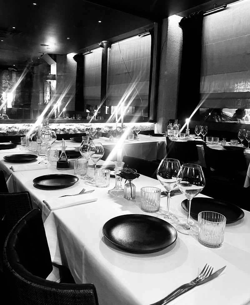 Restaurant Le Cherine à Paris, France