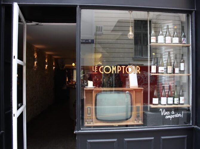 Restaurant Le Comptoir des Petits Champs à Paris, France
