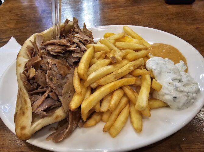 Restaurant Le Constant- Le Constantinople à Le Kremlin-Bicêtre, France