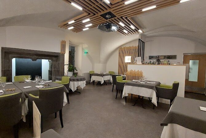 Restaurant Le Duguesclin à Clermont-Ferrand, France