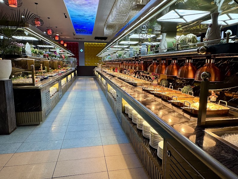 Restaurant Le Grand Buffet à Castres, France