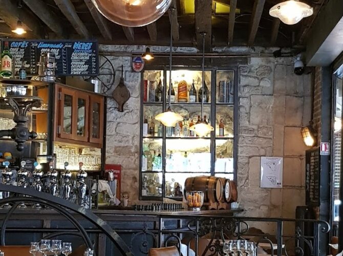 Restaurant Le Jaurès Café à Paris, France