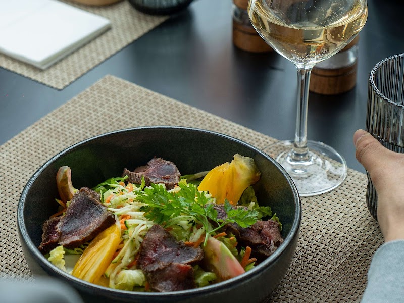 Le Lodge restaurant à Saint-Étienne-du-Rouvray, France — photo 2