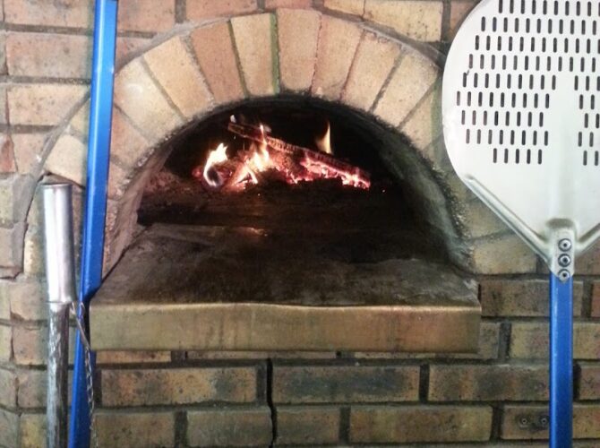 Restaurant LE MARIGNY à Montereau-Fault-Yonne, France