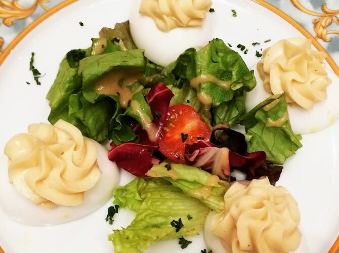 Restaurant Le Mess à Paris, France