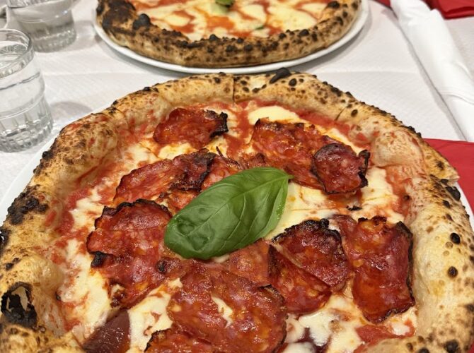 Restaurant Le Petit Brady – Pizzeria Paris 10 à Paris, France