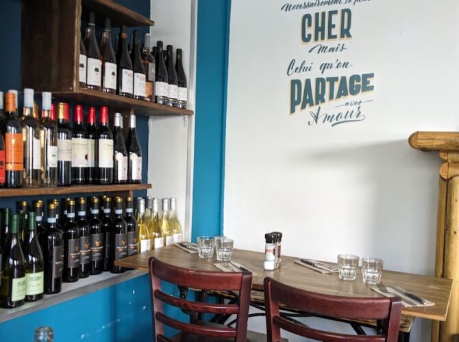 Restaurant le petit plaisir à Paris, France