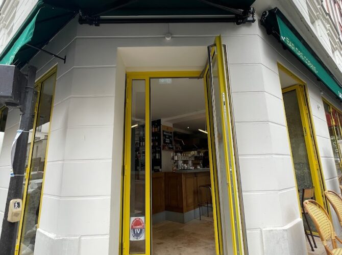 Restaurant Le Petit Rhin à Paris, France