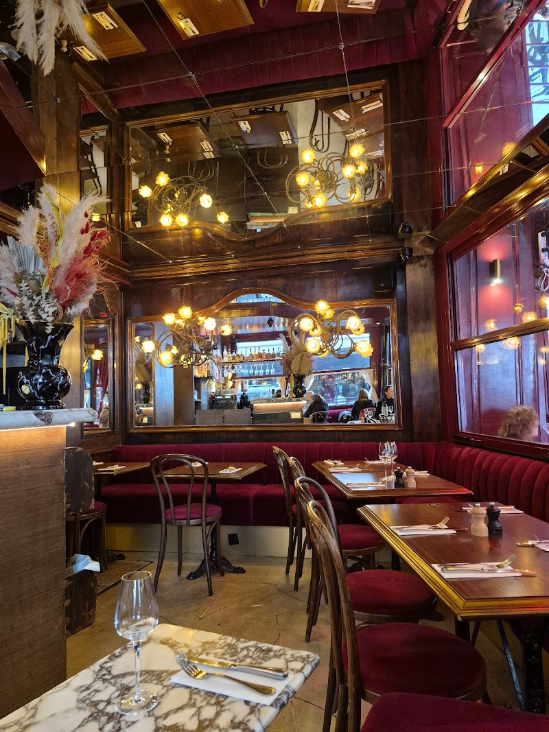 Restaurant Le Petit Saint-Honoré à Paris, France — photo 2