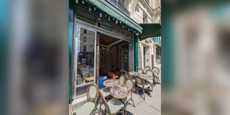 Restaurant le Refuge à Paris, France — photo 1