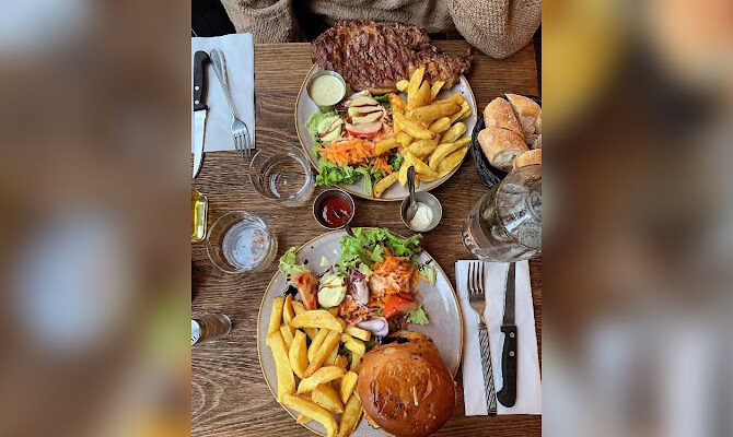 Restaurant le Refuge à Paris, France