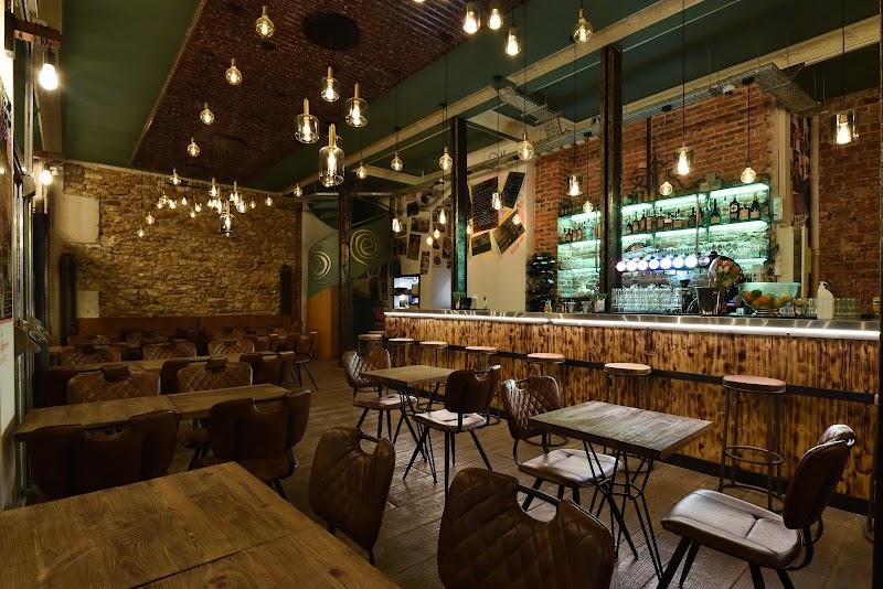 Restaurant le Refuge à Paris, France — photo 3
