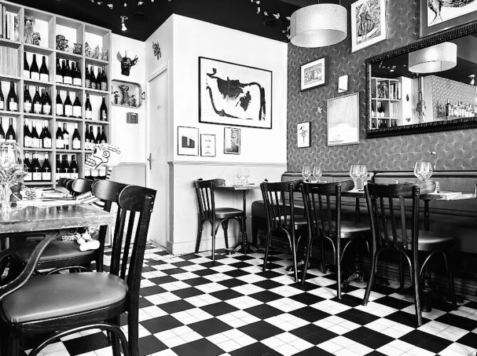 Restaurant Le Saut du Crapaud à Paris, France