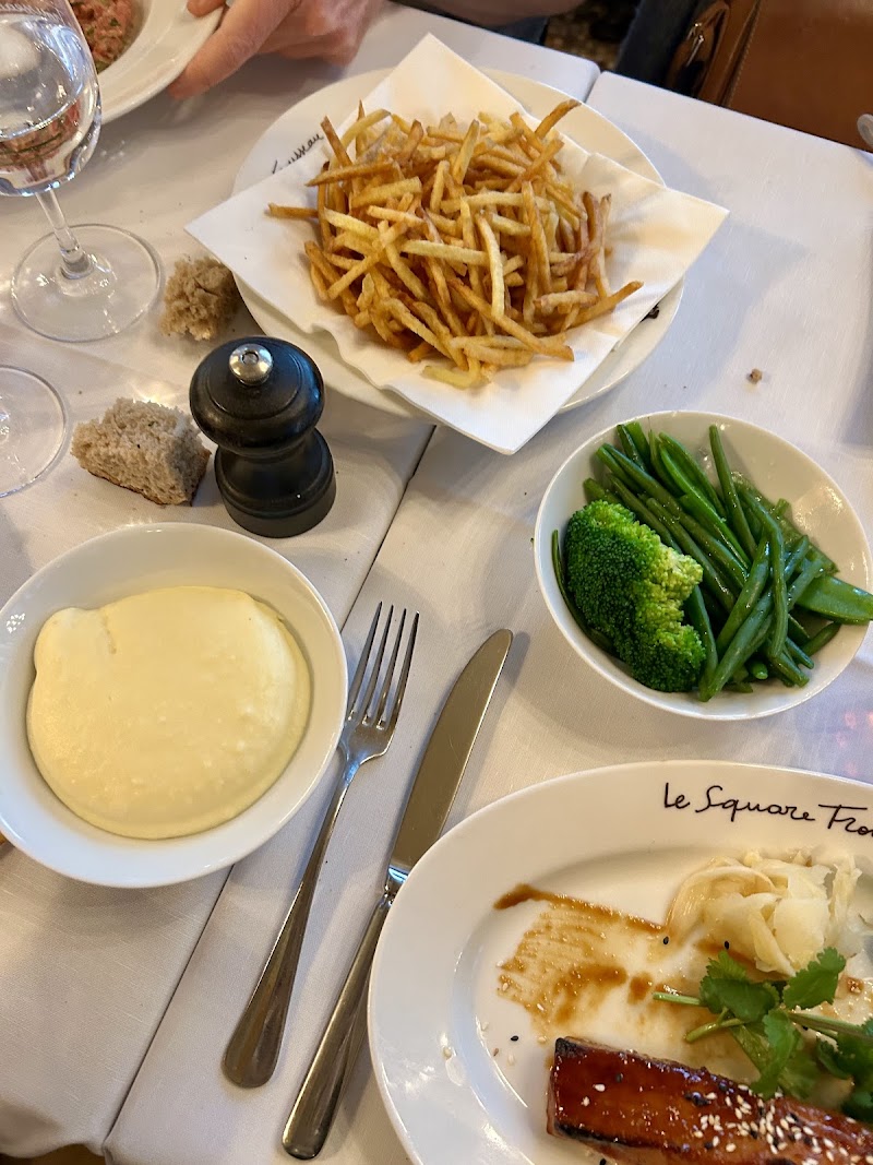 Restaurant Le Square Trousseau à Paris, France — photo 2