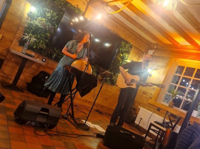 Restaurant Le Sunset beach à Doussard, France